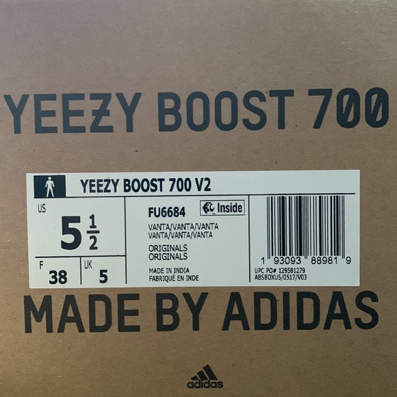 YEEZY BOOST 700 V2 - Picture 6 of 6